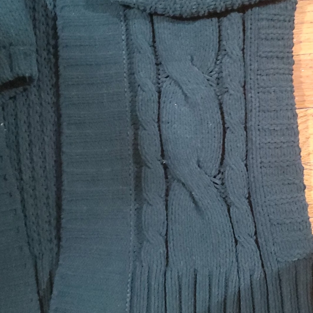 Express Sweater - Picture 5 of 7